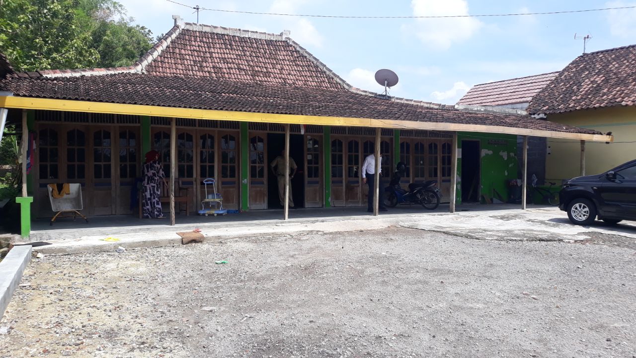 TANAH DAN BANGUNAN ( RUMAH ) - thumbnail 6